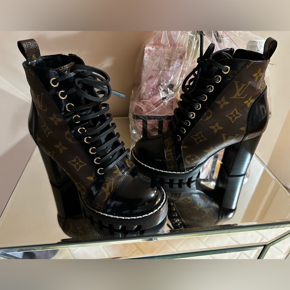 Louis Vuitton boots 🔥🔥🔥